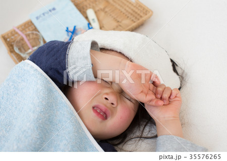 風邪の子ども 風邪の子ども 35576265