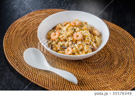 一般的な炒飯 Typical fried rice Chinese cuisine 一般的な炒飯 Typical fried rice Chinese cuisine 35576349