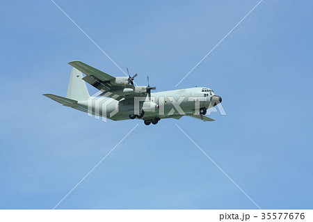 Big military Airplane transportation landing 35577676