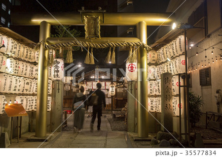 京都市中京区西洞院にある御金神社を撮影したもの 35577834