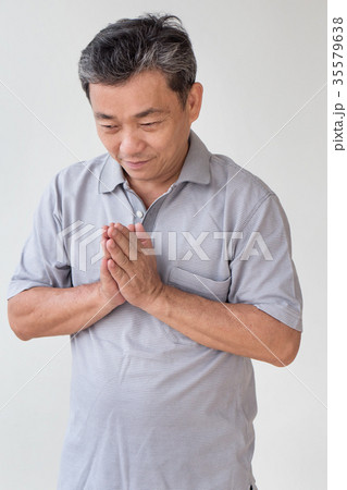 old man greeting asian thai style 35579638