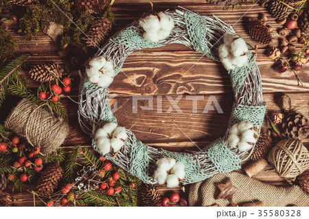 Nature wreath making Nature wreath making 35580328