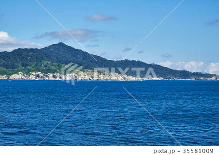 船上からの金華山 35581009