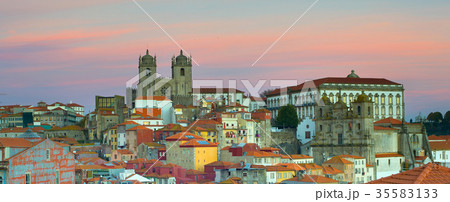 Panorama Porto at twilight, Portugal 35583133