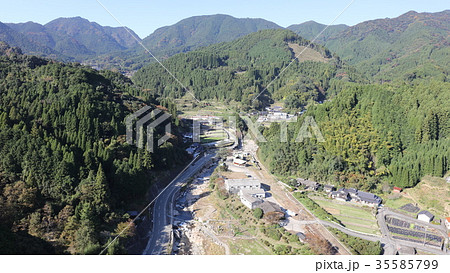 空撮 2017年10月31日撮影 九州北部豪雨後の東峰村宝珠山 35585799