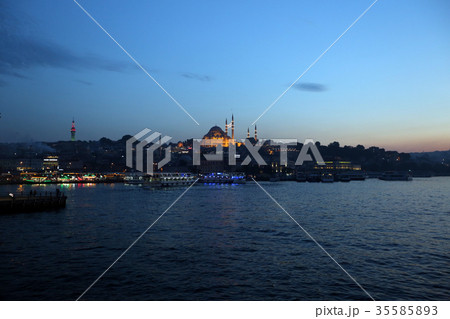 Istanbul in the evening 35585893
