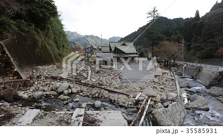 空撮 2017年11月1日撮影 九州北部豪雨後の日田英彦山線_筑前岩屋駅 35585931