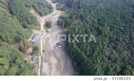 空撮 2017年11月3日撮影 九州北部豪雨後の朝倉市山田(自然災害) 空撮 2017年11月3日撮影 九州北部豪雨後の朝倉市山田(自然災害) 35586205
