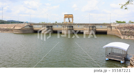 Dams for water storage 35587221