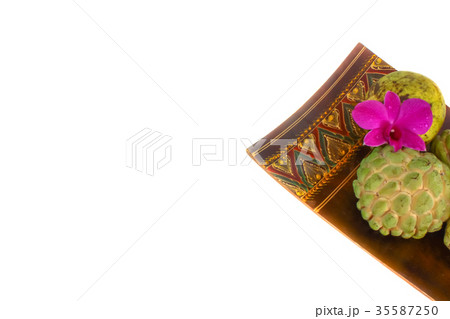 Thailand pattern on the container for fruit 35587250
