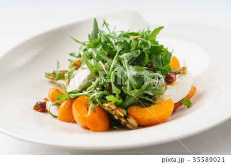 salad with apricots 35589021