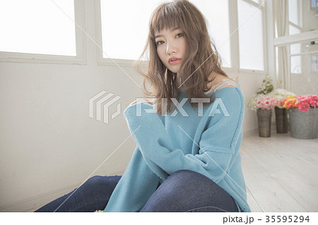 ゆるふわミディアムヘアー 35595294