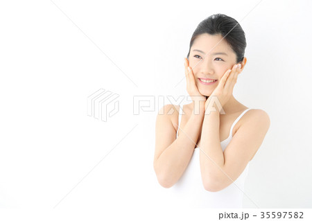 ビューティー 若い女性 ビューティー 若い女性 35597582