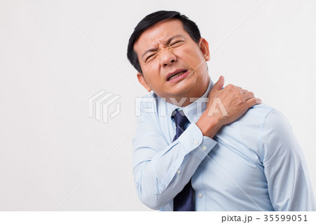 asian business man with neck pain, arthritis, gout 35599051