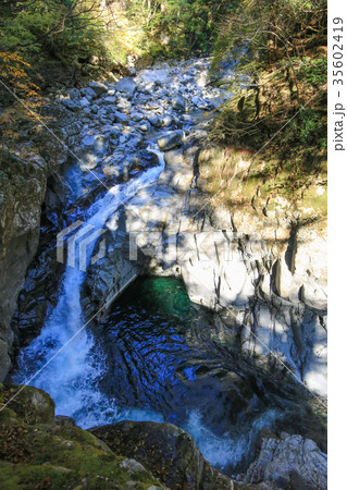 愛媛県久万高原町 面河渓 上熊渕 愛媛県久万高原町 面河渓 上熊渕 35602419