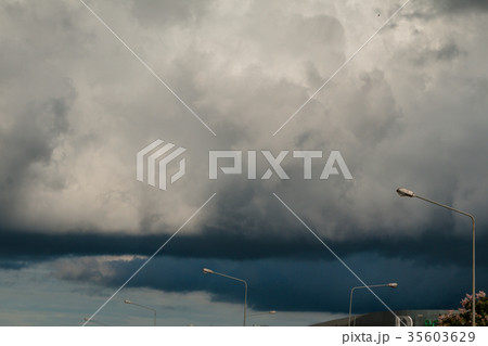 Beautiful sky and clouds cover the sun. 35603629