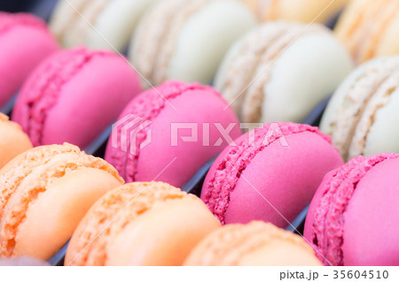 Colorful french macaroon cake in the box. 35604510