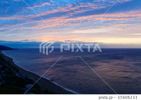 渥美半島 片浜十三里の朝焼け 渥美半島 片浜十三里の朝焼け 35606233