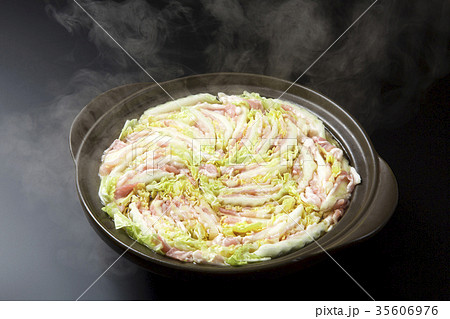 豚肉と白菜の鍋物 35606976