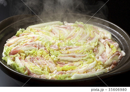 豚肉と白菜の鍋物 35606980