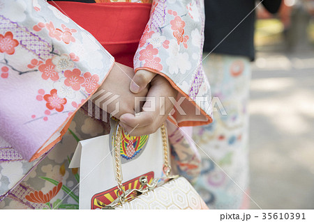 七五三イメージ 女の子手元 七五三イメージ 女の子手元 35610391