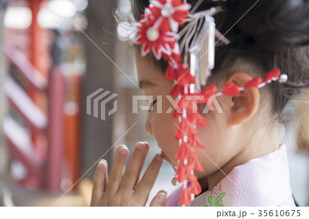 七五三　初詣イメージ 35610675