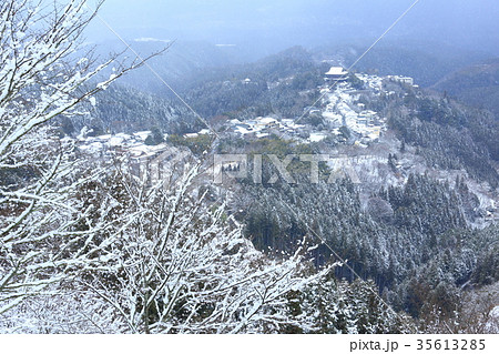 吉野山　雪景色 35613285