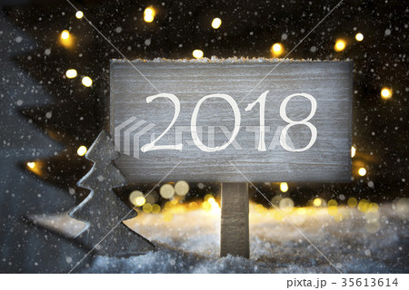 White Christmas Tree, Text 2018, Snowflakes White Christmas Tree, Text 2018, Snowflakes 35613614