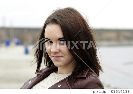 Portrait of a young beautiful girl 35614158