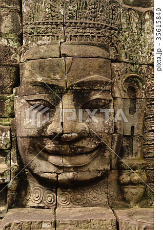 アンコールトムの菩薩像 35615849