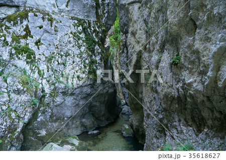 Canyon Nevidio, river Komarnica 35618627
