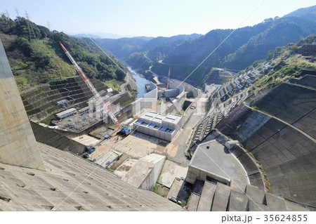 鶴田ダム(改造工事中) 鶴田ダム(改造工事中) 35624855