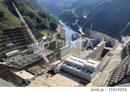 鶴田ダム(改造工事中) 鶴田ダム(改造工事中) 35624858