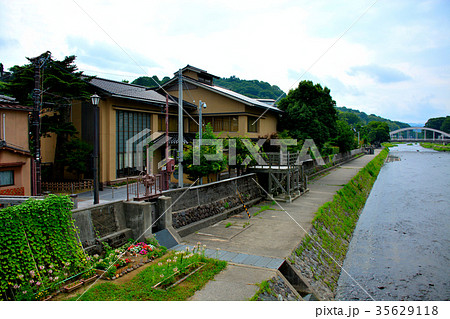 金沢・ひがし茶屋街　浅野川の散策路（２） 35629118