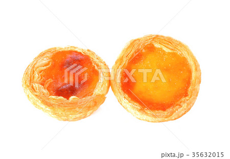 egg tart on a white background 35632015