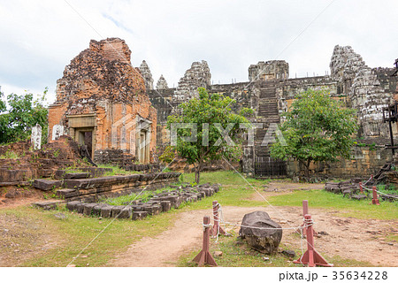 世界遺産アンコール遺跡群　Phnom Bakheng　カンボジア・シェムリアップ 35634228