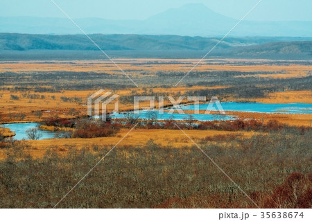 晩秋の釧路湿原　（釧路市） 35638674