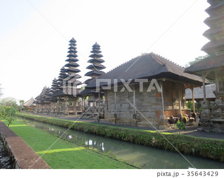 タマンアユン寺院 35643429