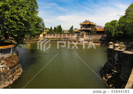 フエ・王宮 35644165