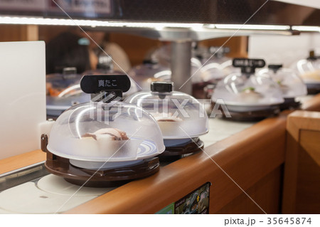 回転寿司　寿司 35645874