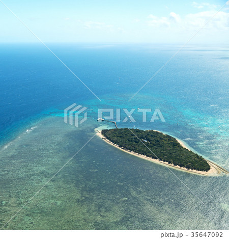 the great reef from the high 35647092