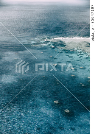 the great reef from the high 35647197