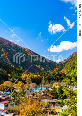 《山梨県》紅葉の丹波山村 《山梨県》紅葉の丹波山村 35648100