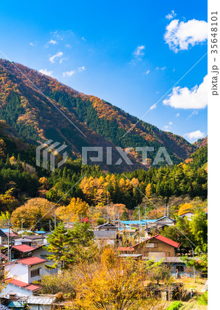 《山梨県》紅葉の丹波山村 《山梨県》紅葉の丹波山村 35648101