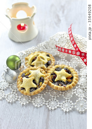 イギリスのクリスマス菓子「ミンスパイ」 35649208