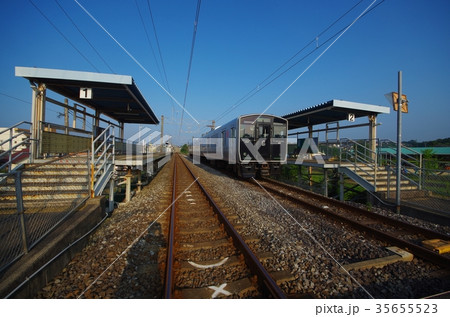 郊外の駅 郊外の駅 35655523