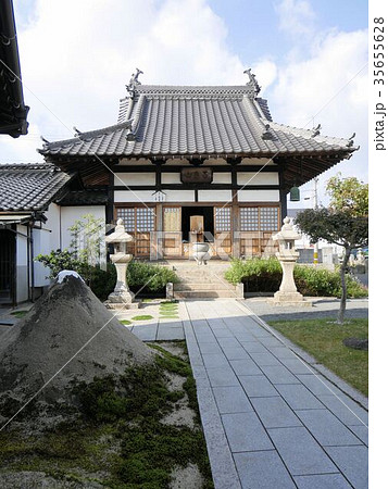 福寿院円通寺と砂の富士山 35655628