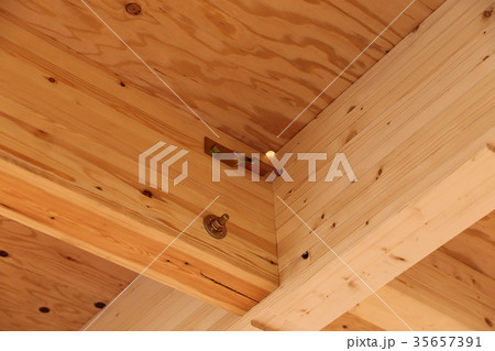 木造建築工事現場 木造建築工事現場 35657391