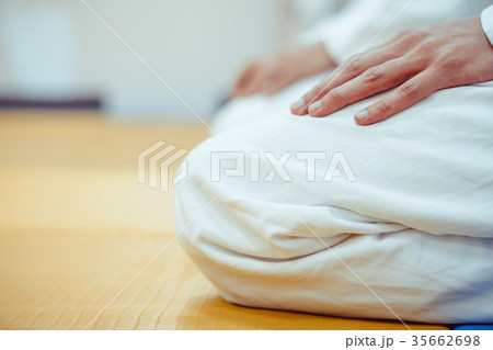 students sitting in a kimono in the gym 35662698