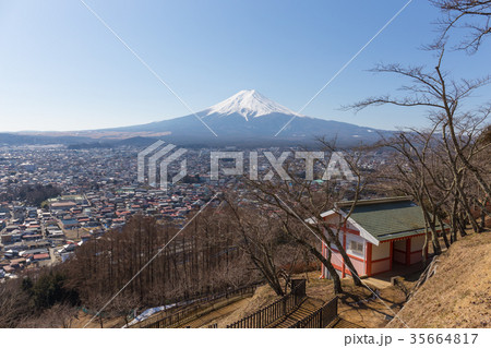 Fuji mountain view from Arakurayama Sengen park 35664817